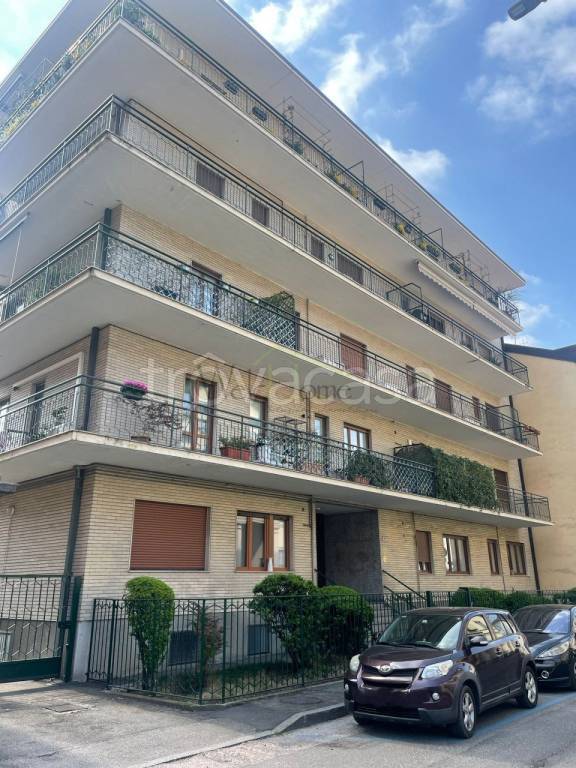 appartamento in affitto a Como in zona Borghi