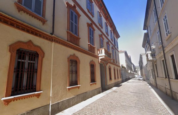 appartamento in affitto a Como in zona Piazza Volta