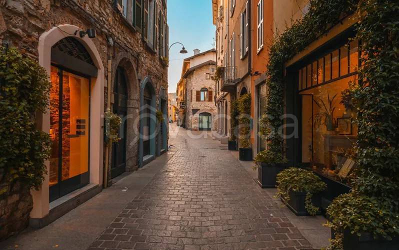 appartamento in affitto a Como in zona Como Centro