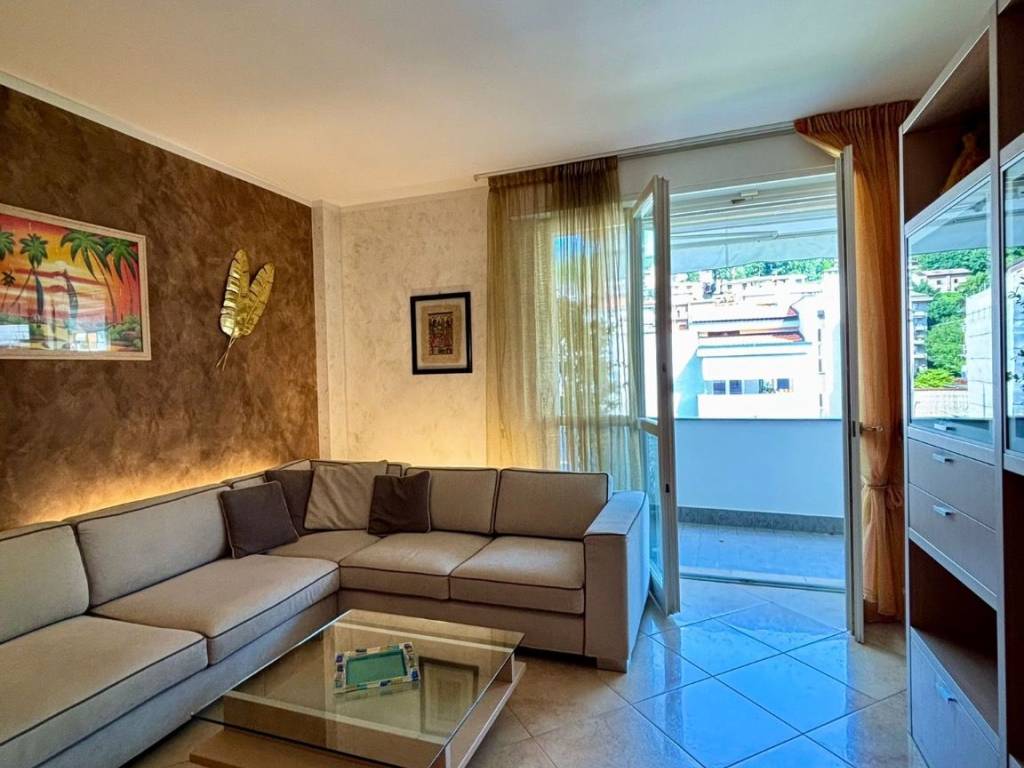 appartamento in affitto a Como in zona Como Centro