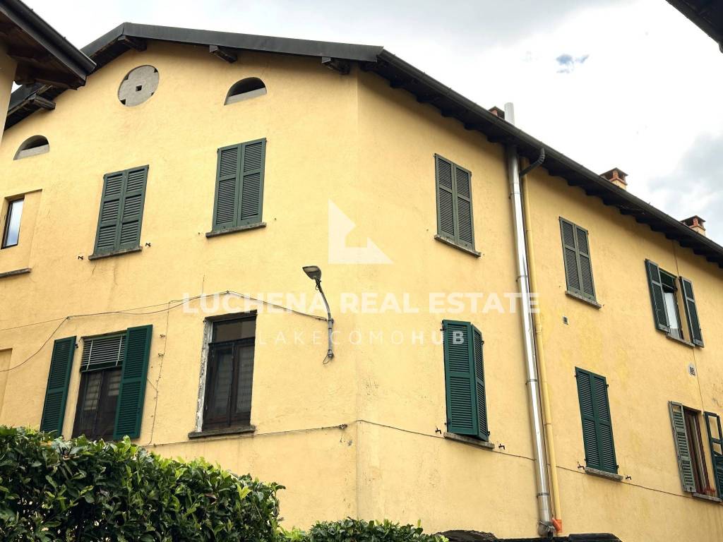 appartamento in affitto a Como in zona Lora