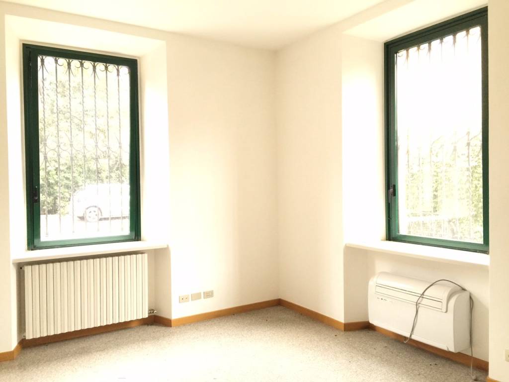 appartamento in affitto a Como in zona Borghi