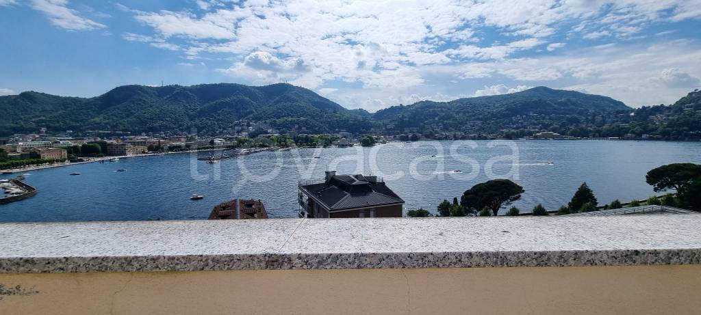 appartamento in affitto a Como