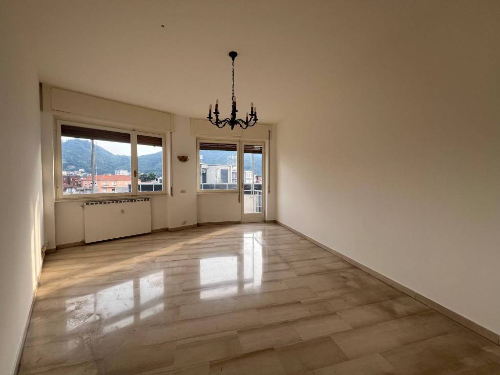 appartamento in affitto a Como in zona Como Centro