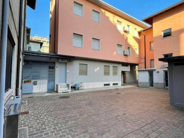 appartamento in affitto a Como in zona Prestino