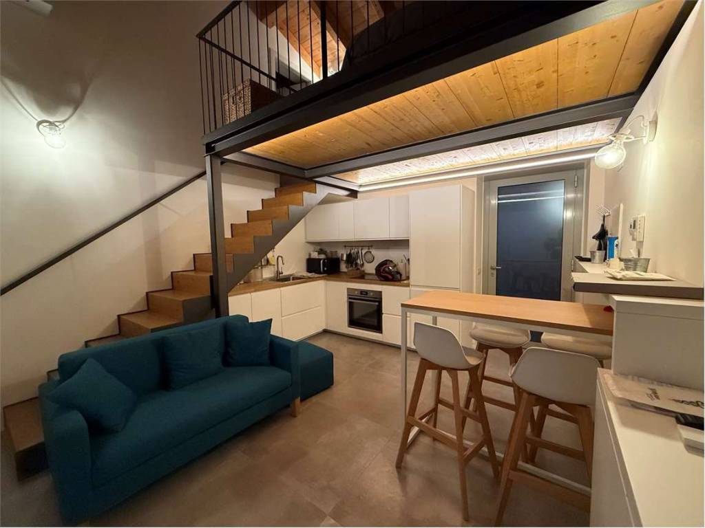 appartamento in affitto a Como in zona Caserme