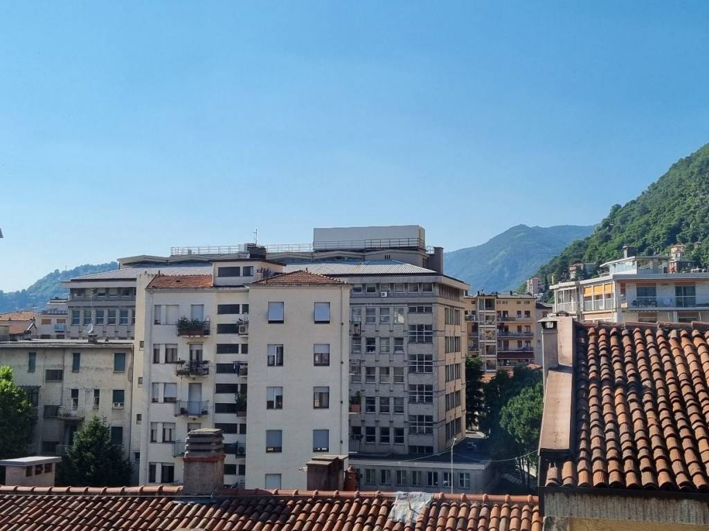 appartamento in affitto a Como in zona Prudenziana