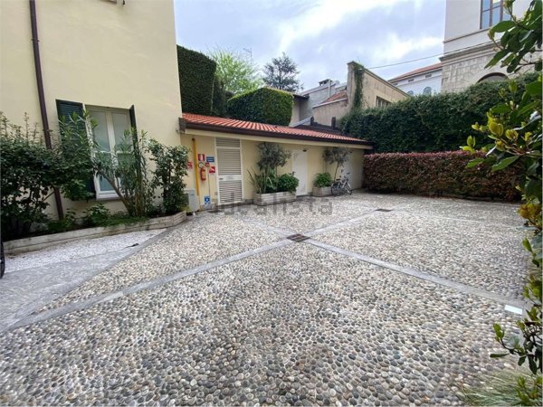 appartamento in affitto a Como in zona Como Centro