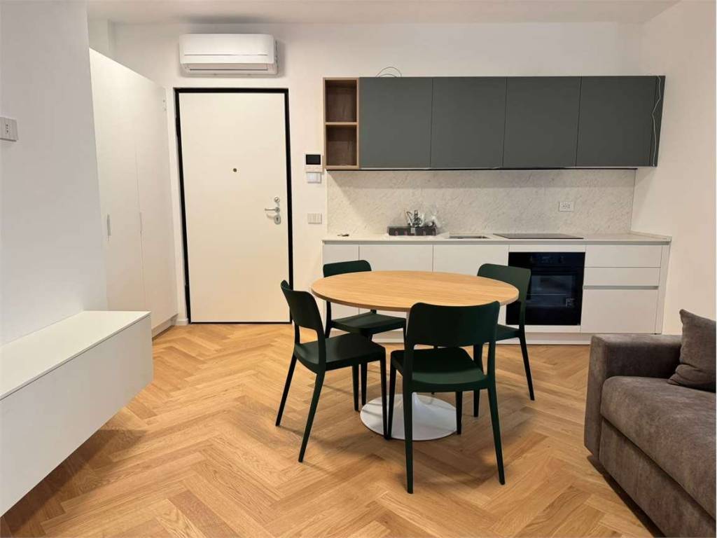 appartamento in affitto a Como in zona Como Centro