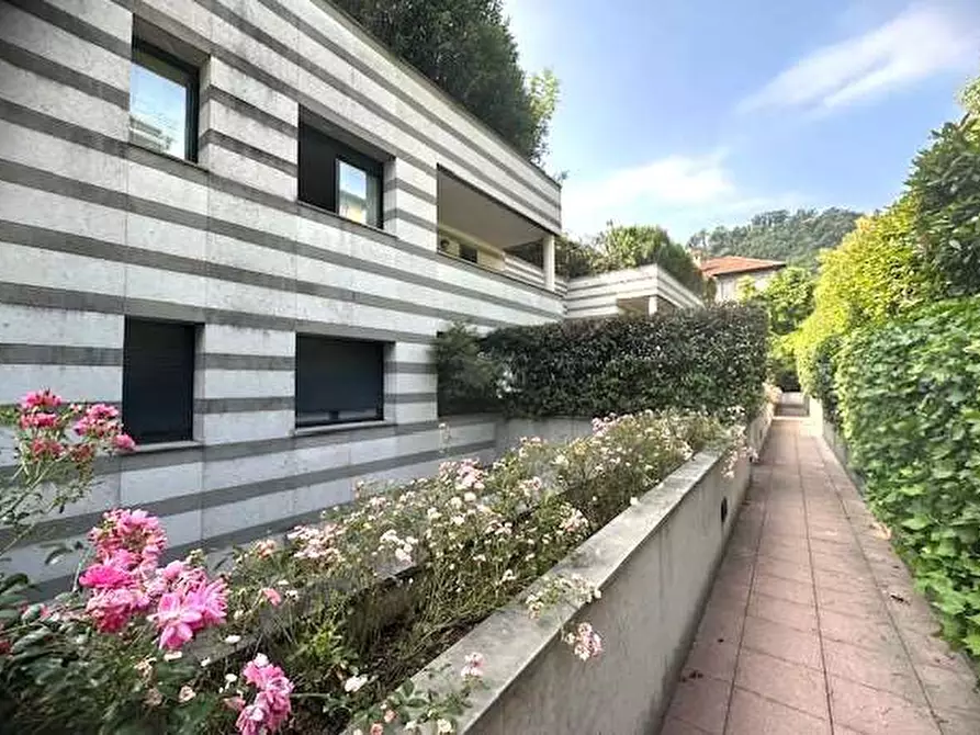 appartamento in affitto a Como in zona Villa Olmo