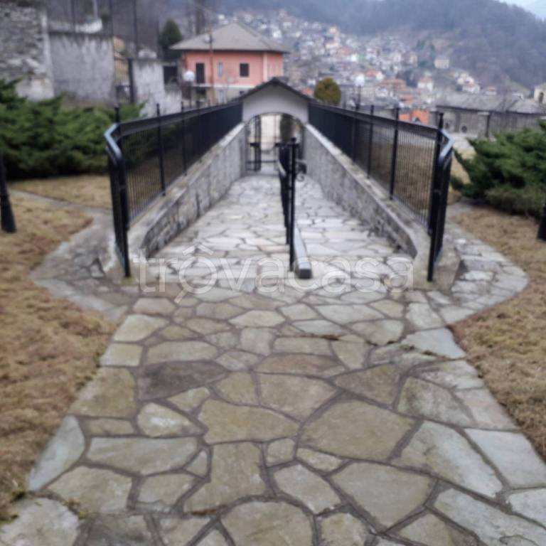 negozio in affitto a Como in zona Como Centro
