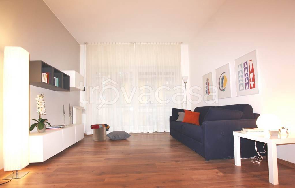 appartamento in affitto a Como in zona Valduce