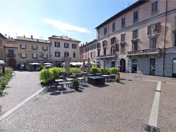 negozio in affitto a Como in zona Como Centro
