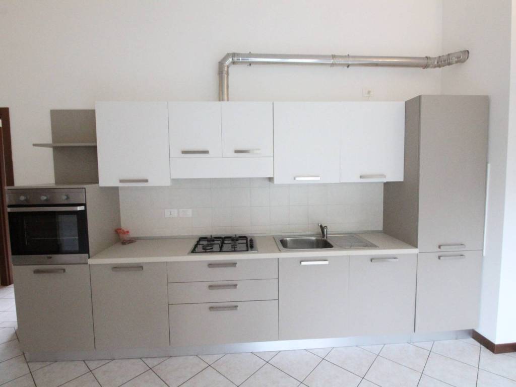appartamento in affitto a Como in zona Monte Olimpino