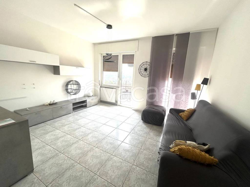 appartamento in affitto a Como in zona Camerlata