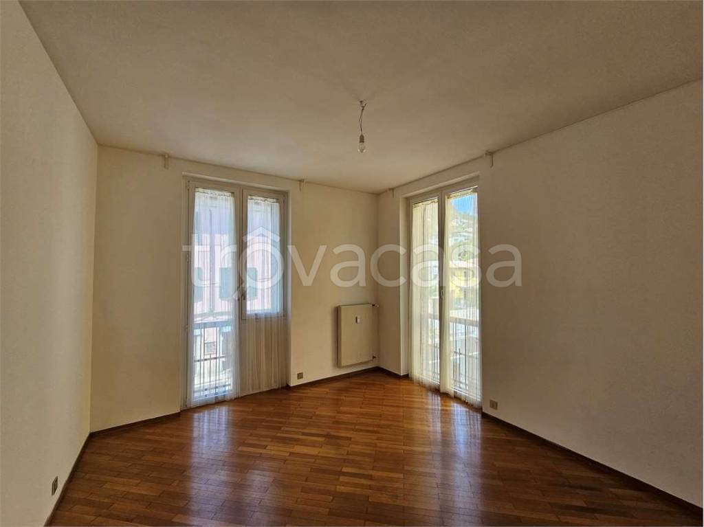 appartamento in affitto a Como in zona Villa Olmo