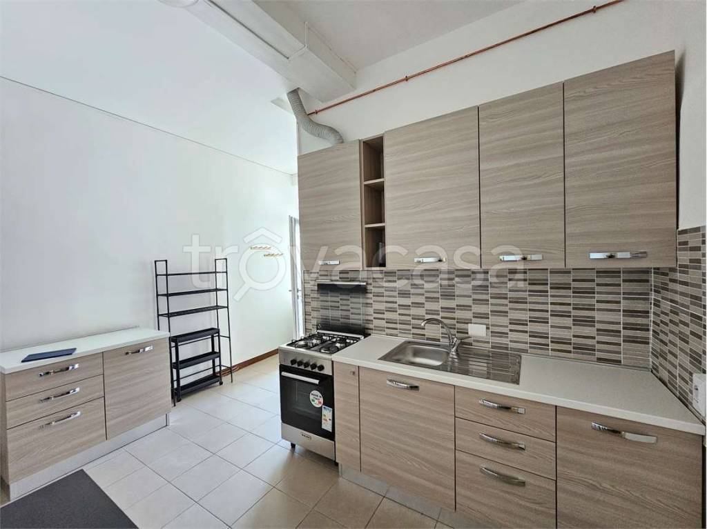appartamento in affitto a Como in zona Como Centro