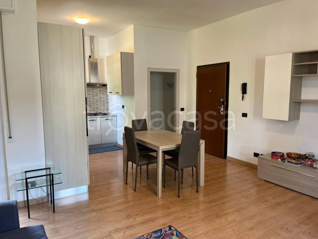 appartamento in affitto a Como in zona Rebbio