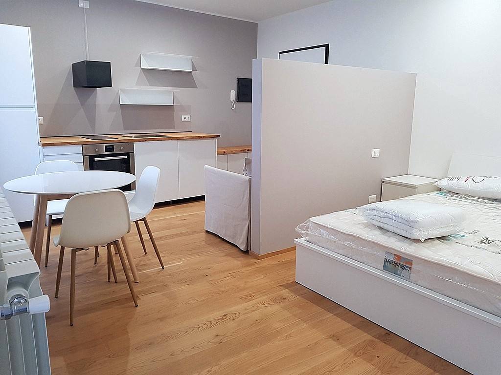 appartamento in affitto a Como in zona Viale Varese