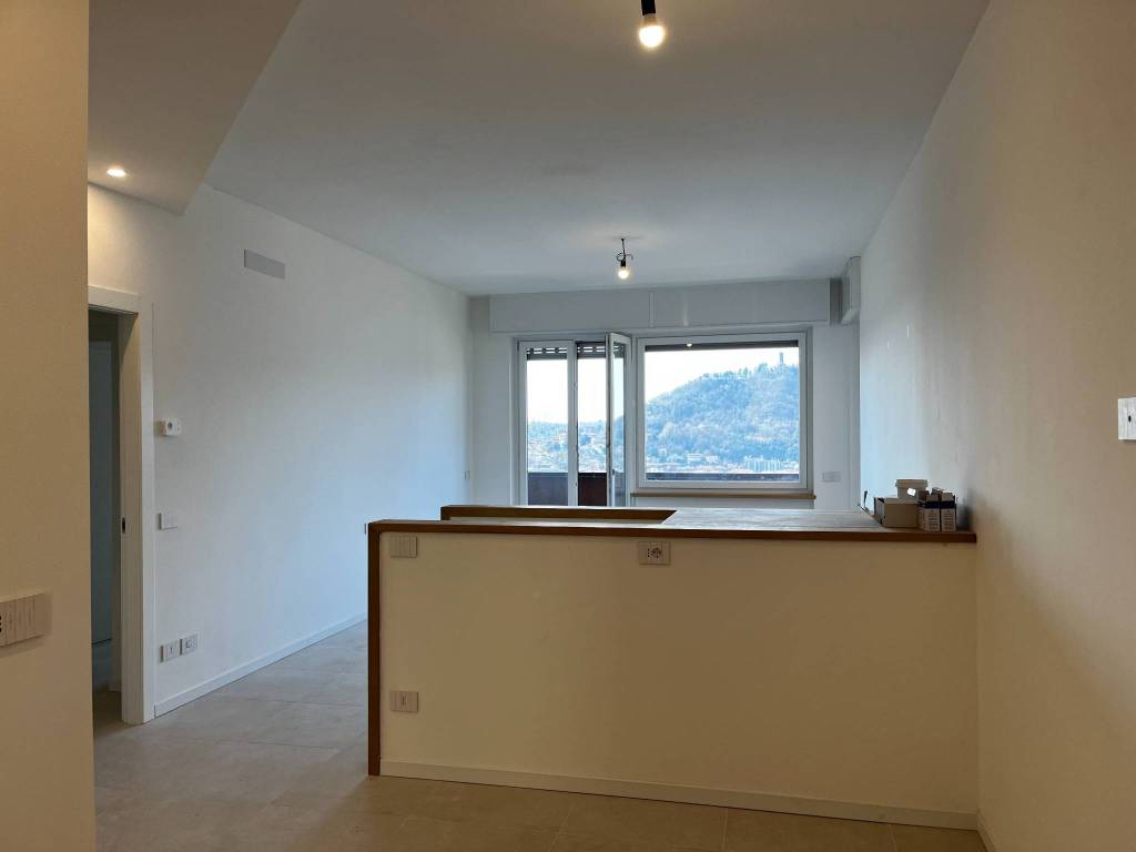 appartamento in affitto a Como in zona Garzola