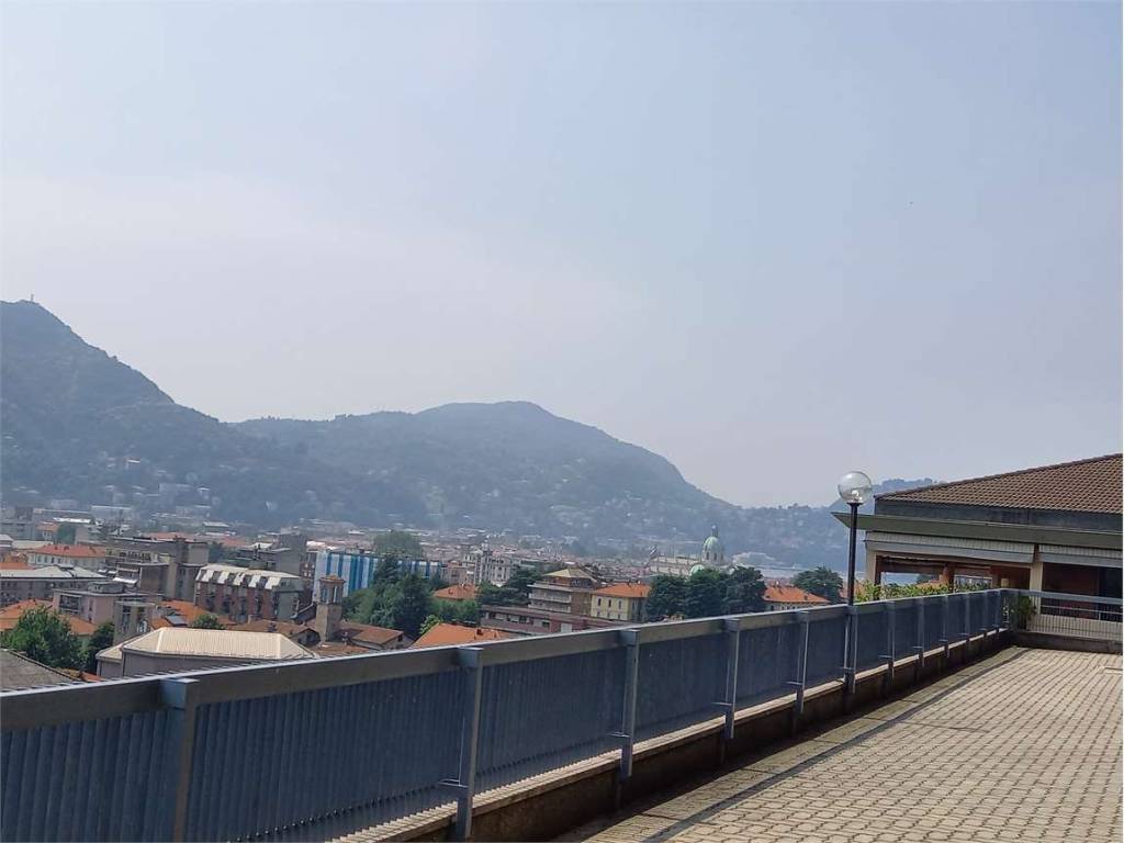 appartamento in affitto a Como in zona Borghi