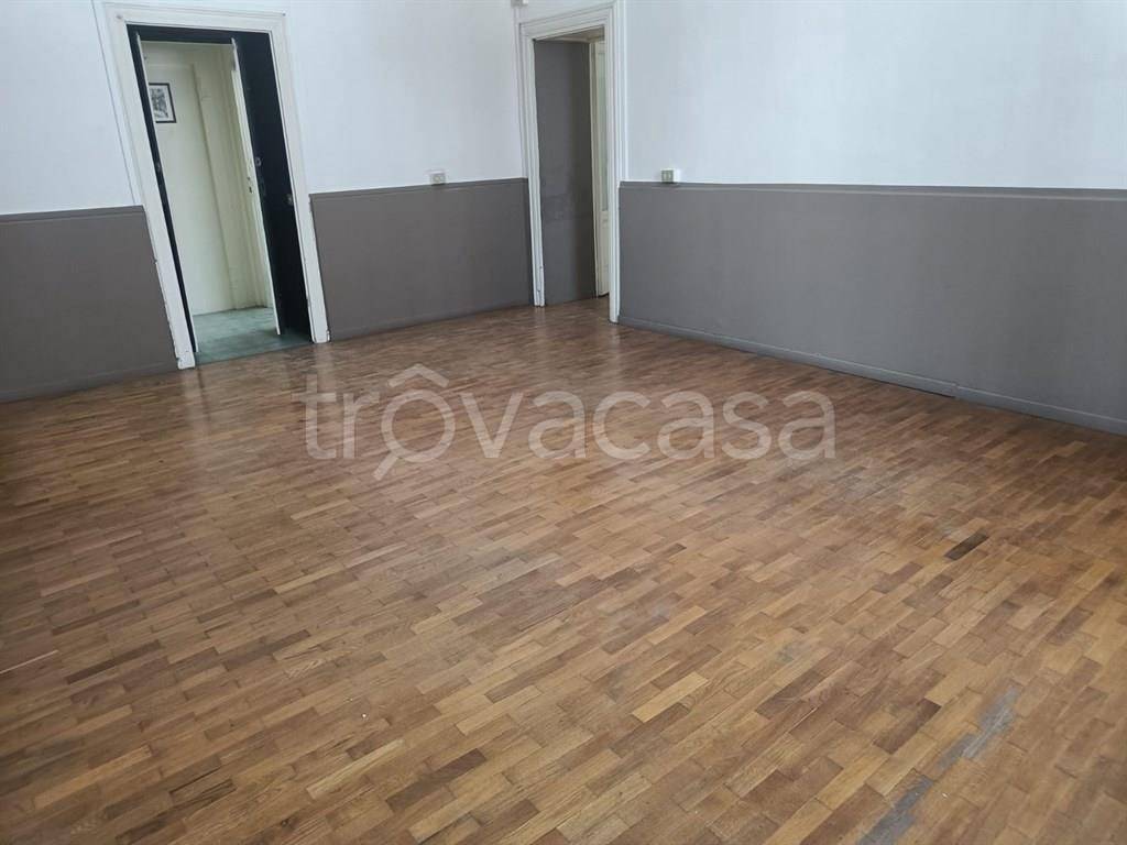 appartamento in affitto a Como in zona Como Centro