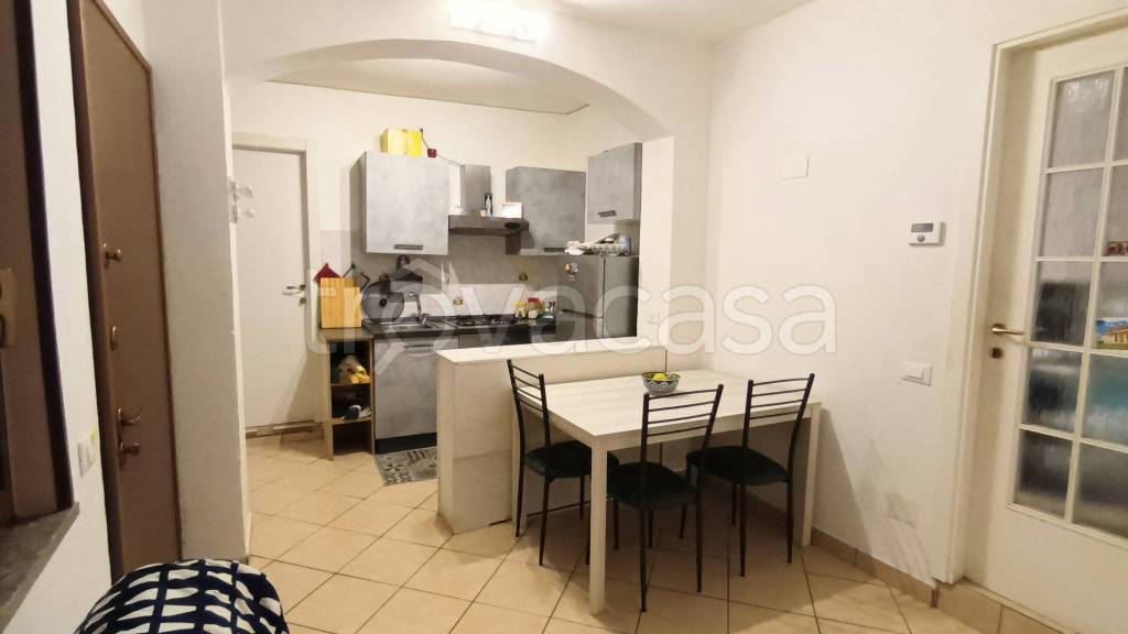 appartamento in affitto a Como in zona Borghi