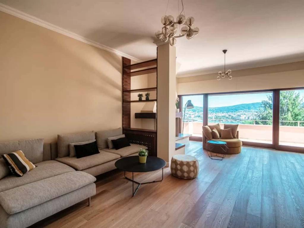 appartamento in affitto a Como in zona Villa Olmo
