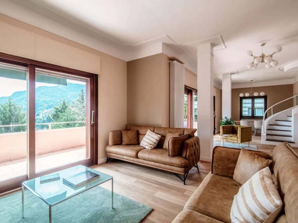 appartamento in affitto a Como in zona Villa Olmo