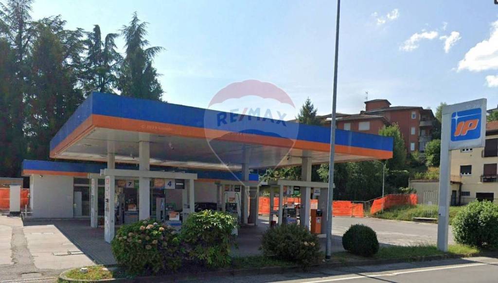 negozio in affitto a Como in zona Lora