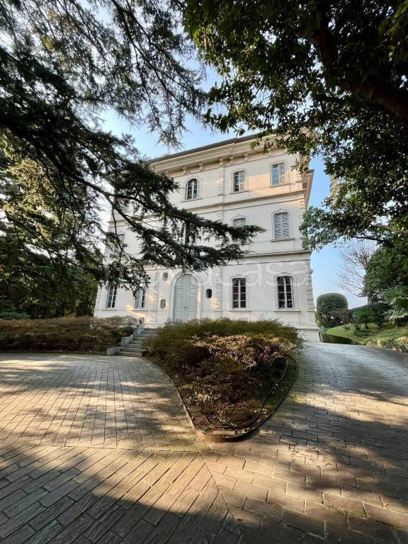 appartamento in affitto a Como in zona Como Centro