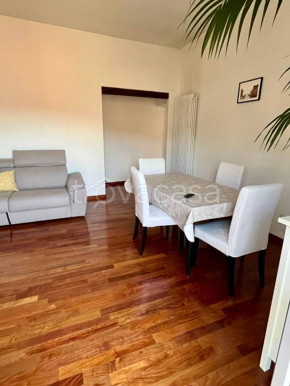 appartamento in affitto a Como in zona Como Centro