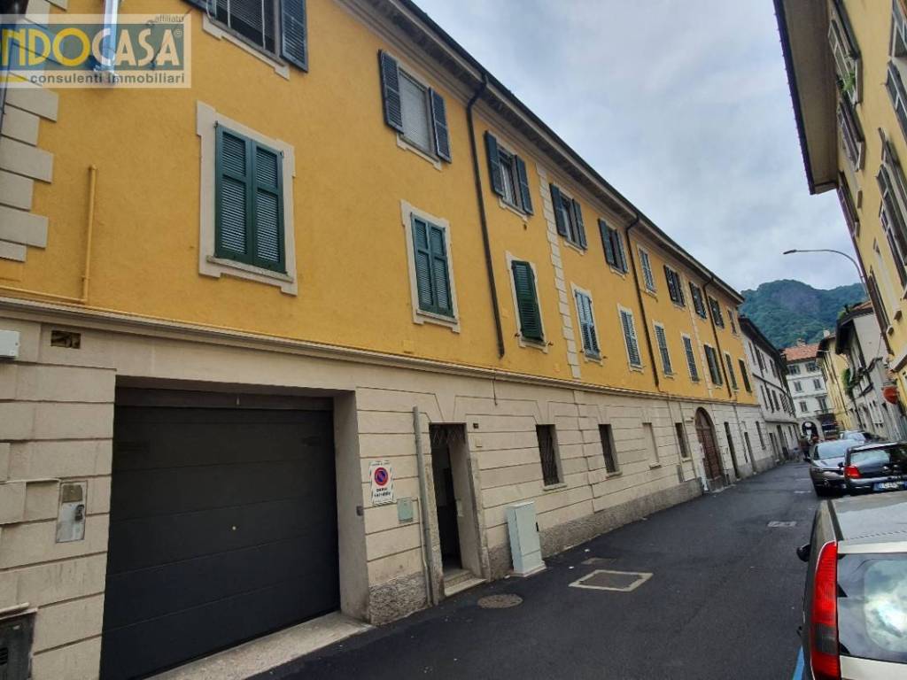 appartamento in affitto a Como in zona Borghi