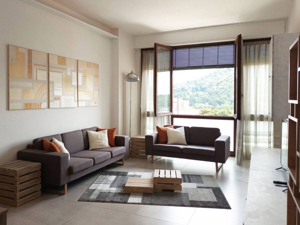 appartamento in affitto a Como in zona Breccia