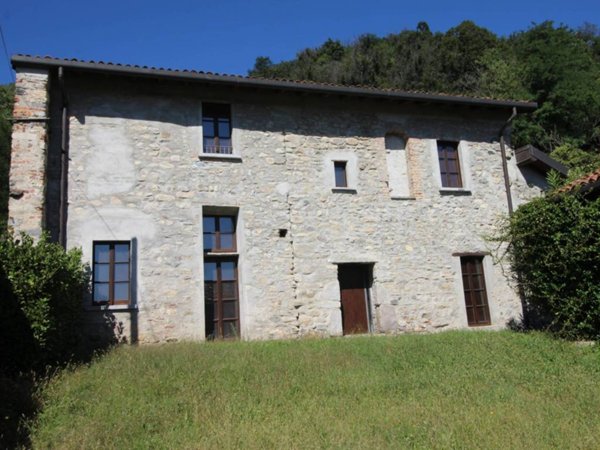 appartamento in affitto a Como in zona Camnago Volta