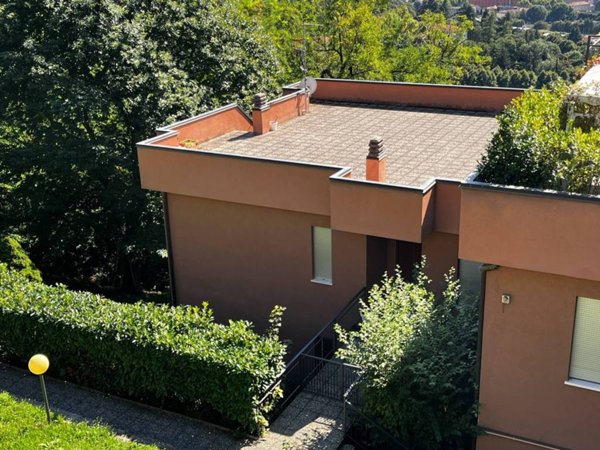 appartamento in affitto a Como in zona Camnago Volta