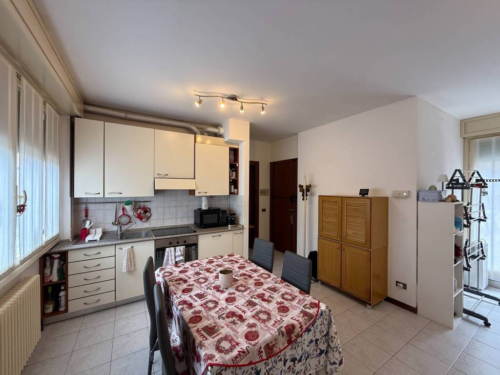 appartamento in affitto a Como in zona Ponte Chiasso