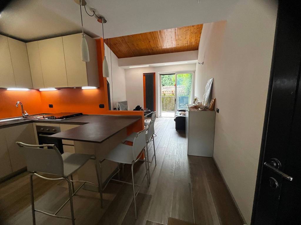 appartamento in affitto a Como in zona Rebbio