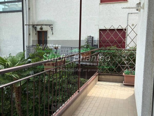 appartamento in affitto a Como in zona Villa Olmo