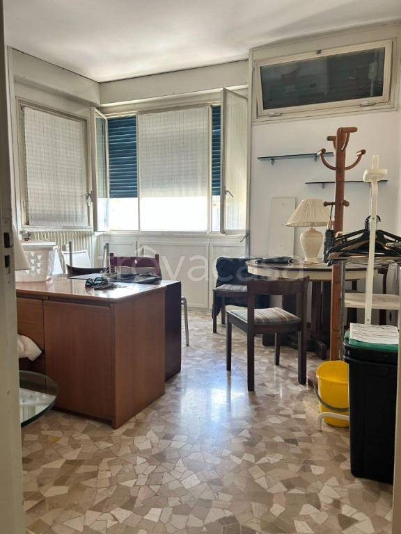 appartamento in affitto a Como in zona Valduce