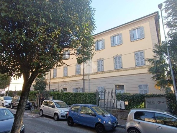 appartamento in affitto a Como in zona Borghi