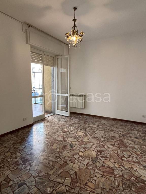 appartamento in affitto a Como in zona Borghi