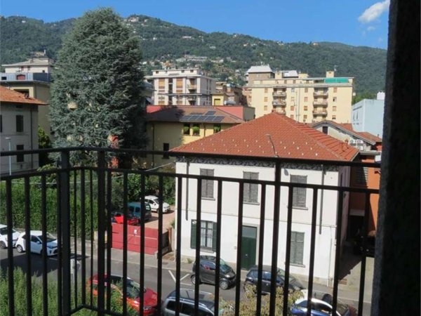 appartamento in affitto a Como in zona Borghi