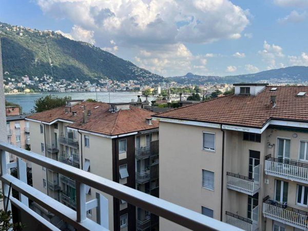 appartamento in affitto a Como in zona Villa Olmo