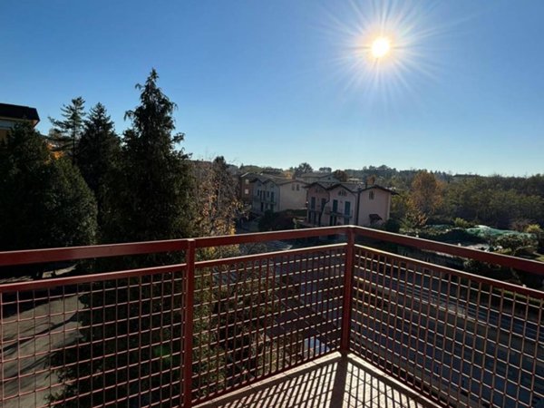 appartamento in affitto a Como in zona Albate