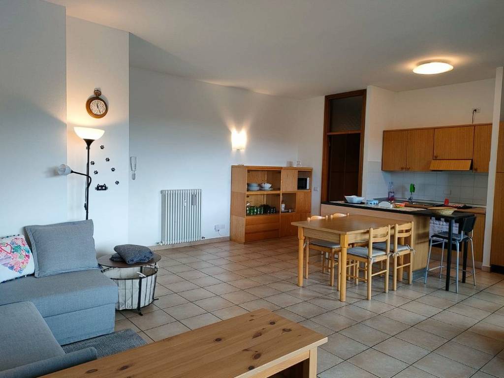 appartamento in affitto a Como in zona Lora