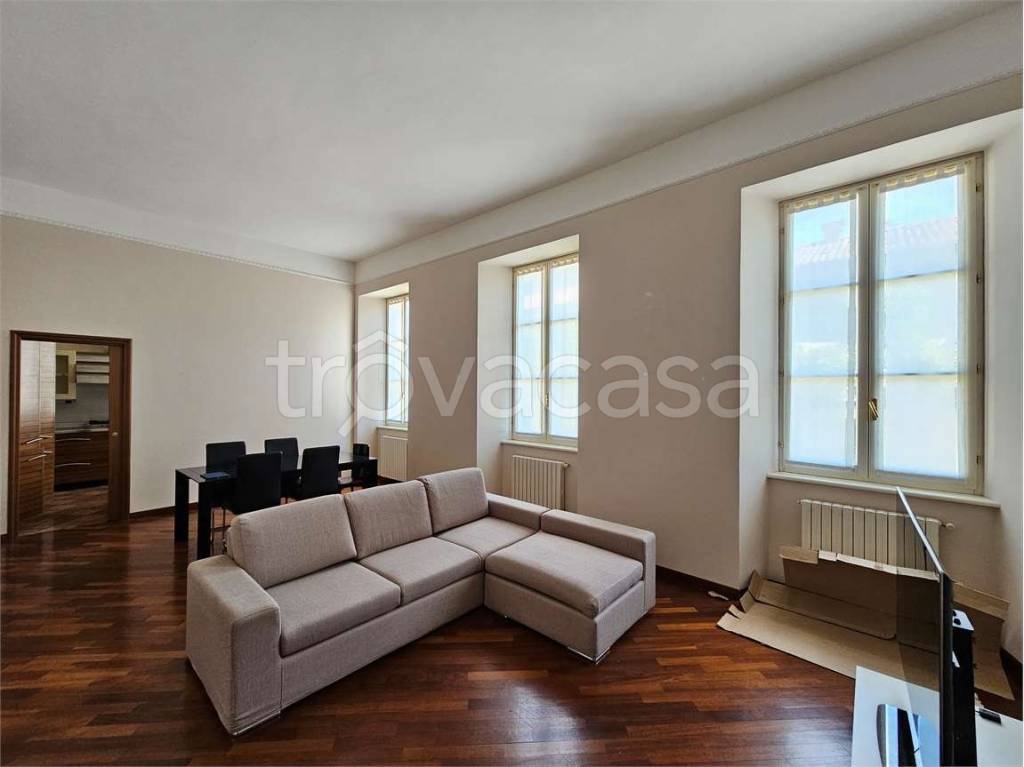 appartamento in affitto a Como in zona Como Centro