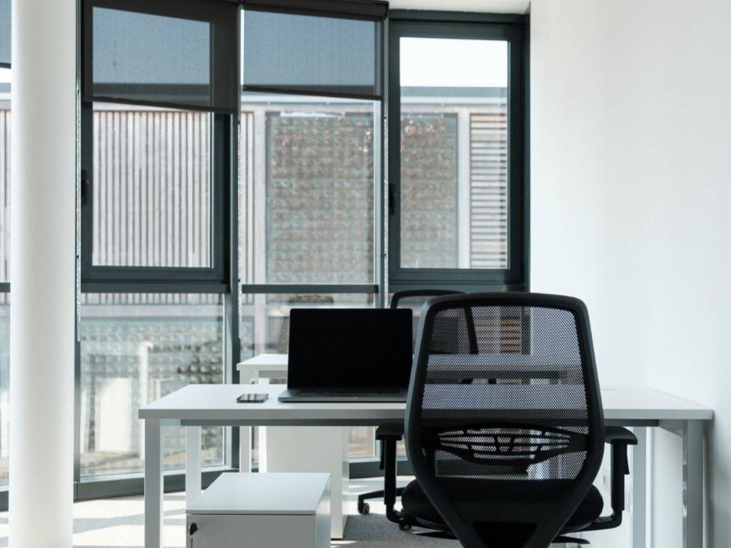 ufficio in affitto a Como in zona Breccia