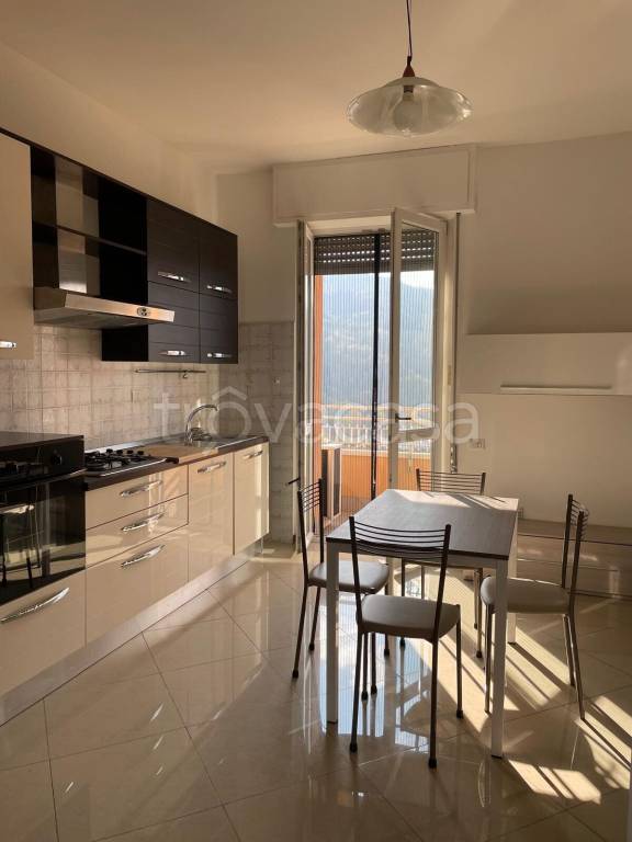 appartamento in affitto a Como in zona Sagnino