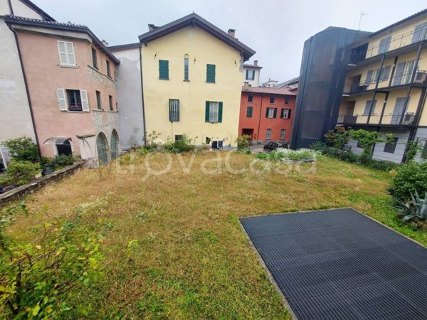 appartamento in affitto a Como in zona Como Centro